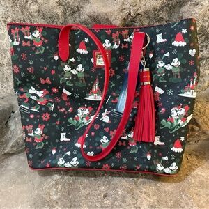 🎁 Dooney & Bourke Disney Holiday Tote - Black and Red